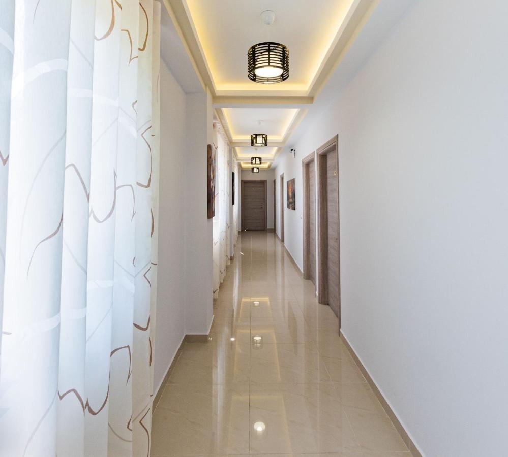 The City Gate Hotel Sarandë Eksteriør billede