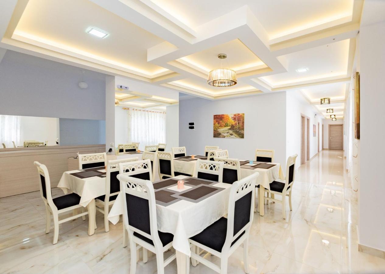 The City Gate Hotel Sarandë Eksteriør billede
