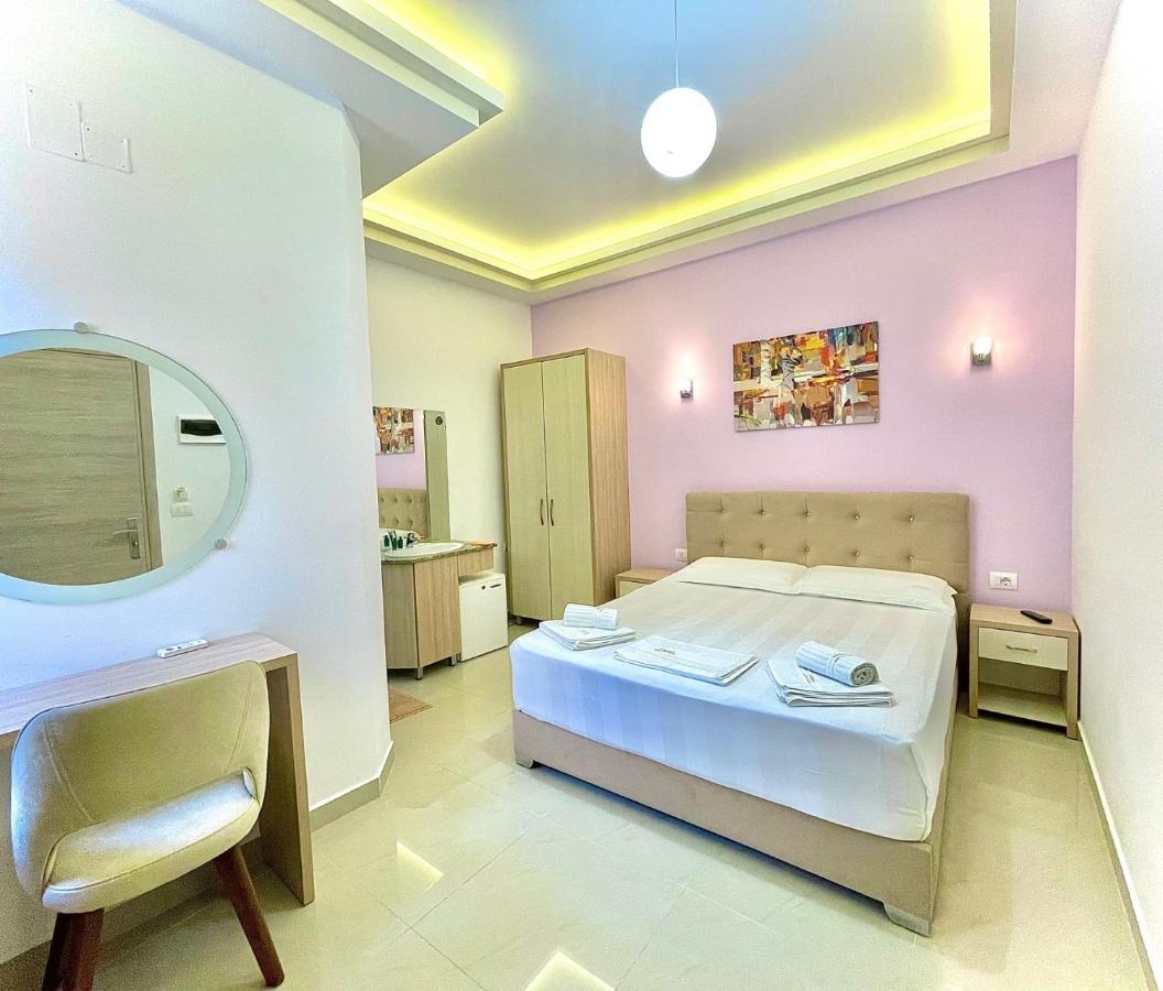 The City Gate Hotel Sarandë Eksteriør billede