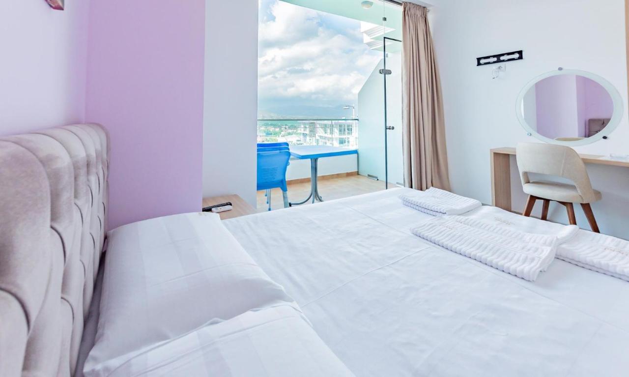 The City Gate Hotel Sarandë Eksteriør billede