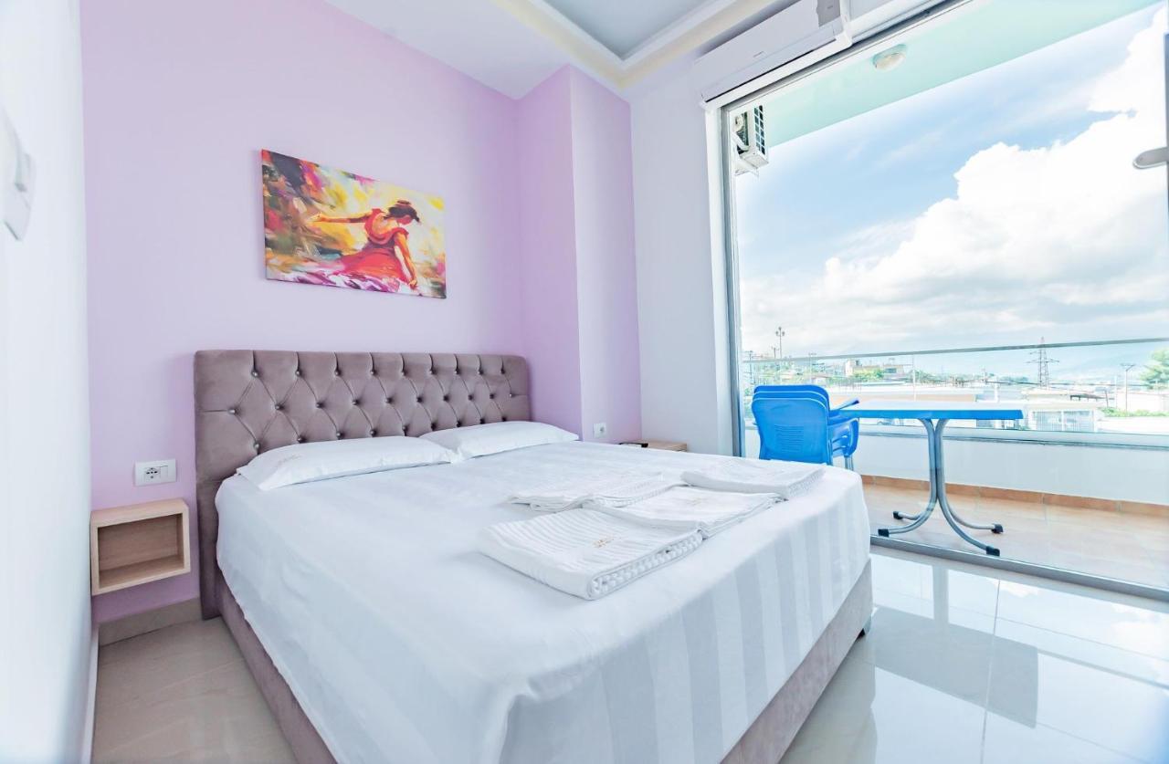 The City Gate Hotel Sarandë Eksteriør billede