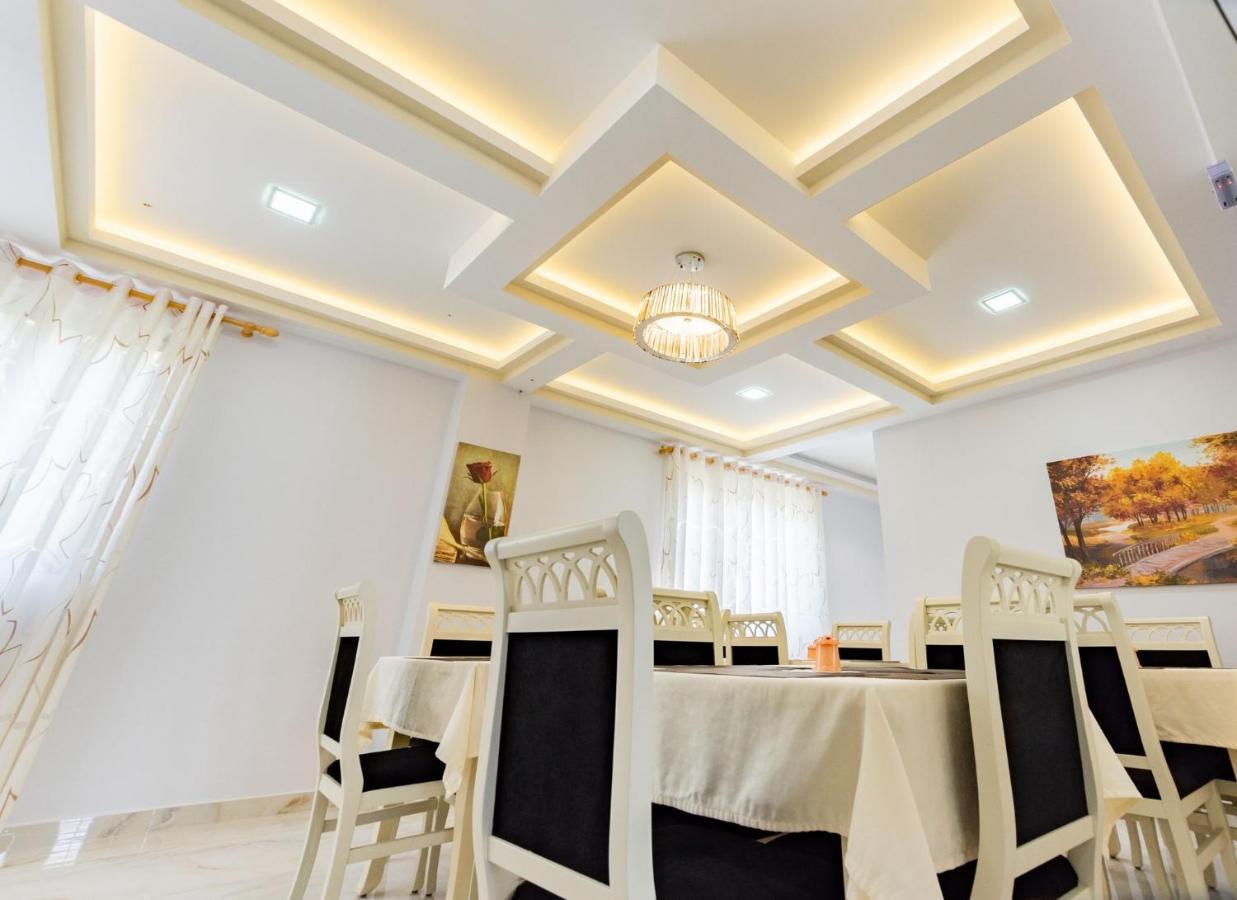 The City Gate Hotel Sarandë Eksteriør billede