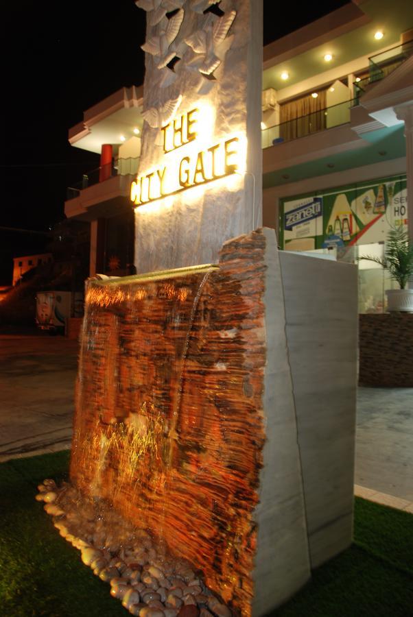 The City Gate Hotel Sarandë Eksteriør billede